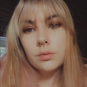 Meet your Posher, Sally